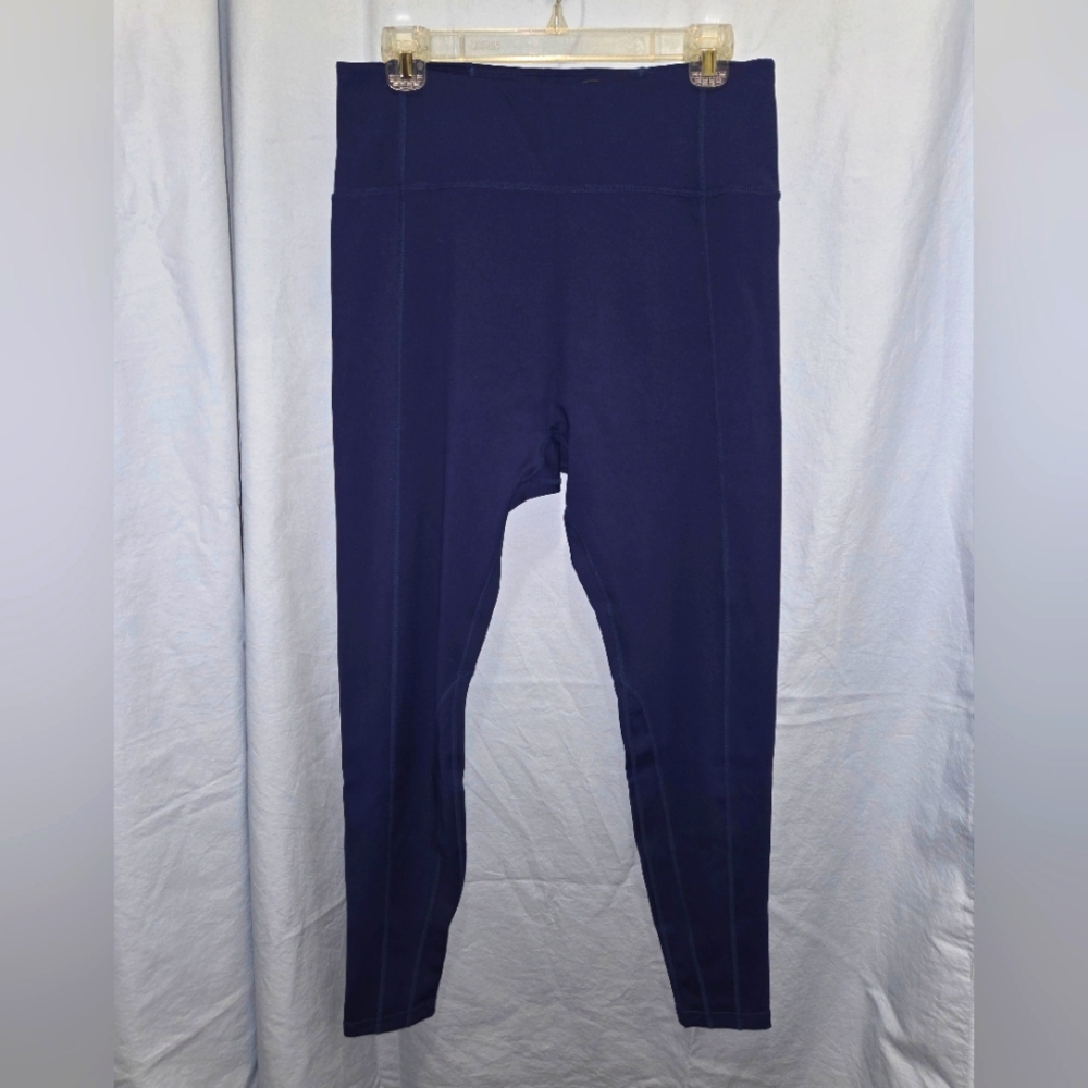 Buff Bunny Collection 7/8 Leggings in Navy Blue - Size XXL